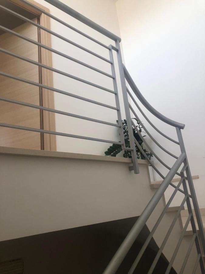 Mansarda Mentana Apartment Vittoria Ngoại thất bức ảnh